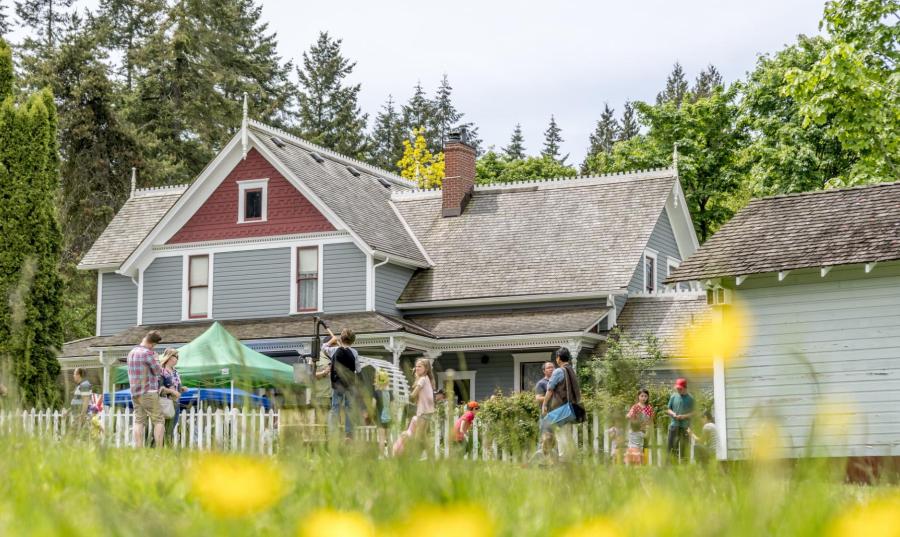 Historic Stewart Farmhouse in South Surrey